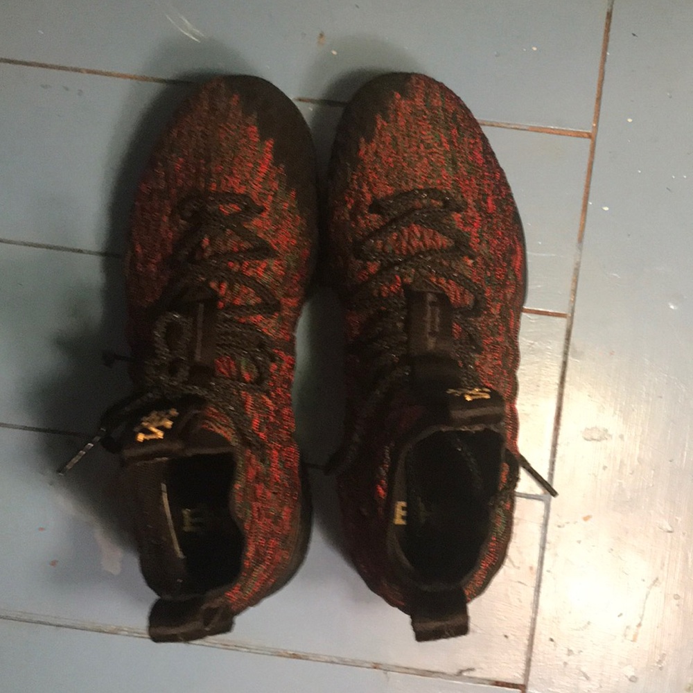 Nike LeBron 15